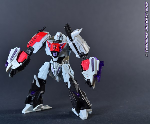 Dream Maker WFC 02 Upgrade Kit For Transformers War For Cybertron Megatron Video Review And Images  (6 of 8)